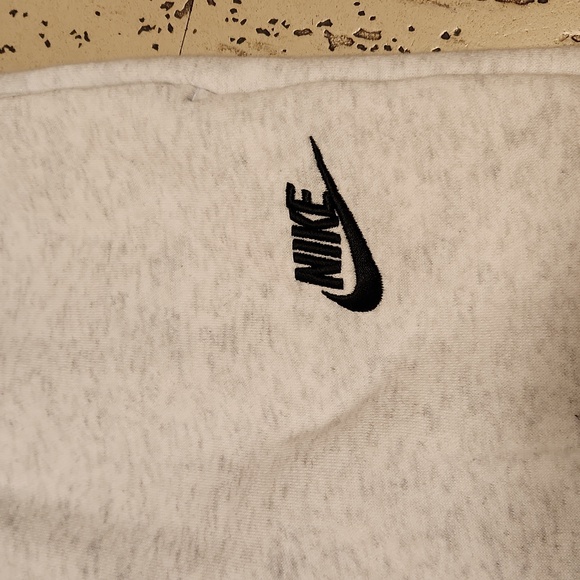 Nike Swoosh Embroidered Jogger Sweat Pants - Picture 3 of 10